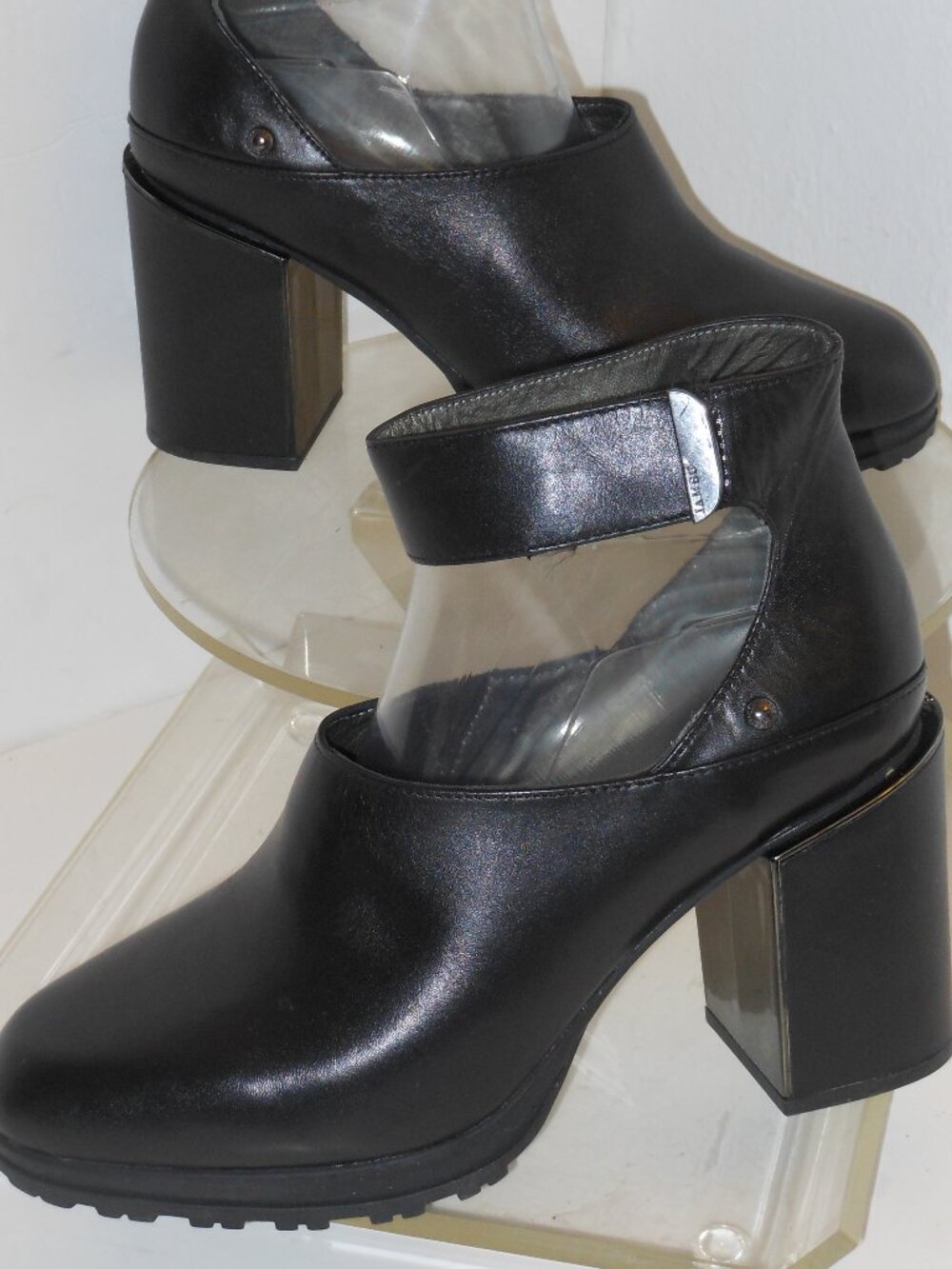 JAMBU HANDCRAFTED BLACK LEATHER DESIGNER SHOES SIZE 9 MEDIUM